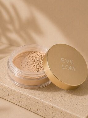 $50 New Eve Lom Natural Radiance Mineral Powder Foundation - Ivory 2
